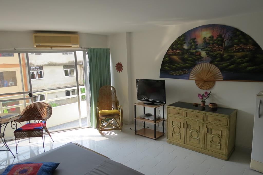 View Talay 1B Studio Паттайя Номер фото